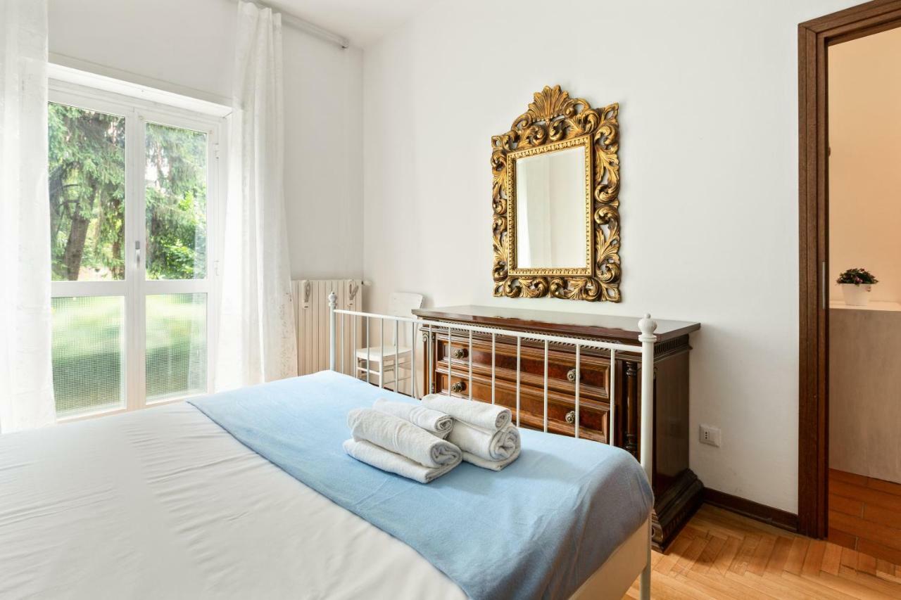 Bright Flat With Shared Garden Apartment Milan Exterior photo